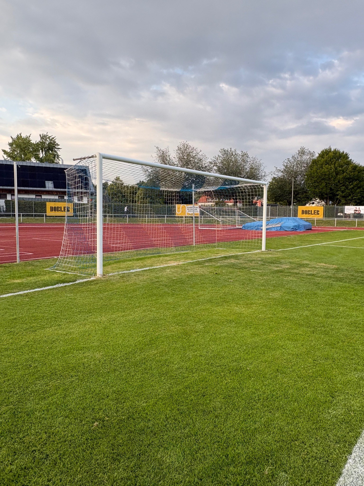 Fußballtor im Parkstadion
